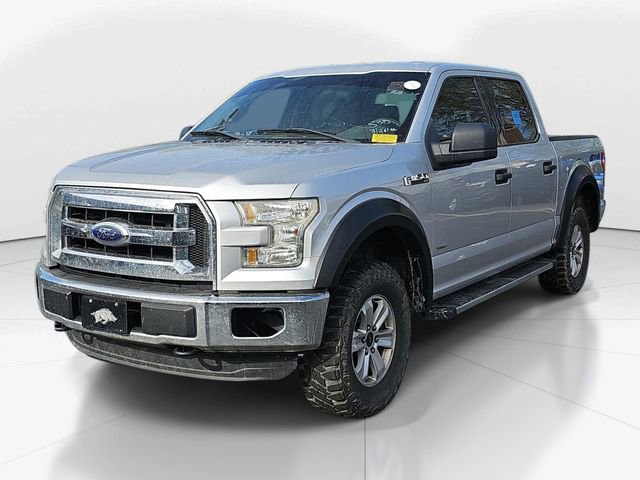 Used 2015 Ford F150 XLT w/ Trailer Tow Package image 9