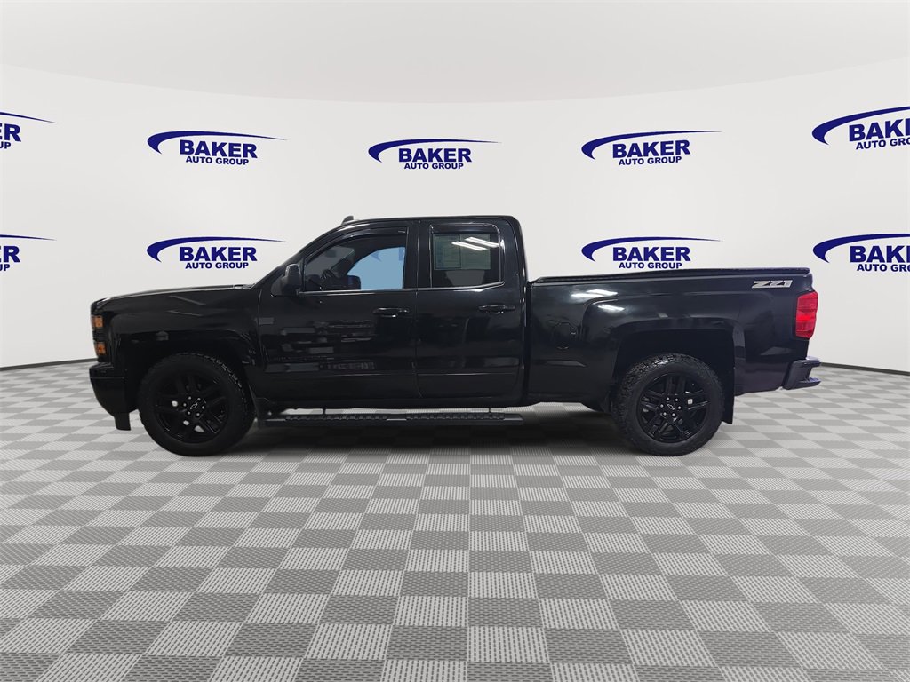 Used 2015 Chevrolet Silverado 1500 LT w/ Midnight Edition image 8