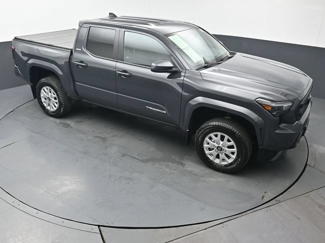 Certified 2024 Toyota Tacoma SR5 AWD/4WD image 44