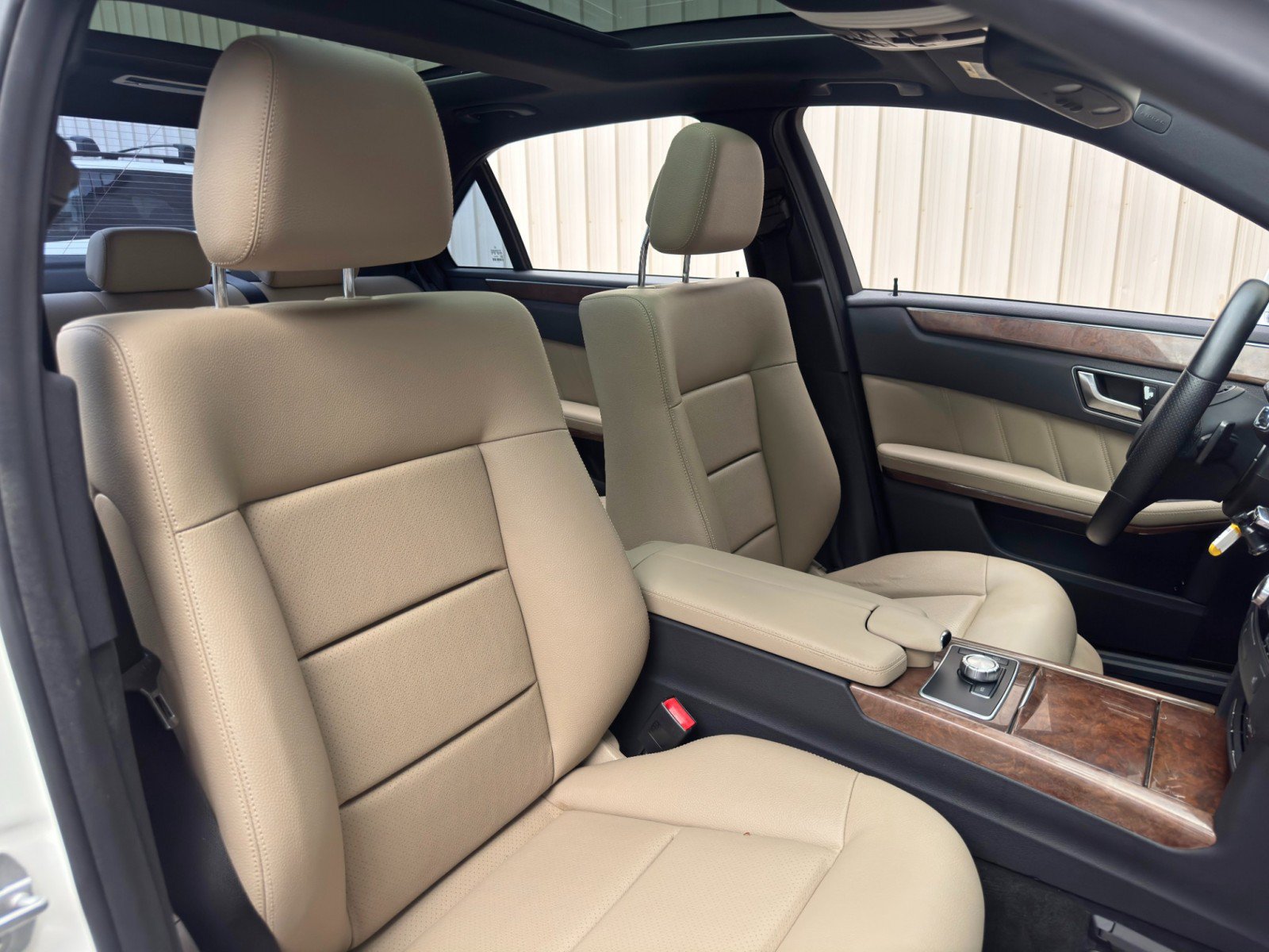 Used 2013 Mercedes-Benz E 350 Sedan image 35