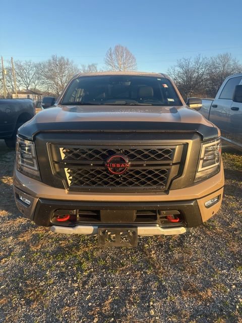 Used 2023 Nissan Titan PRO-4X w/ Pro-4x Convenience Package image 2