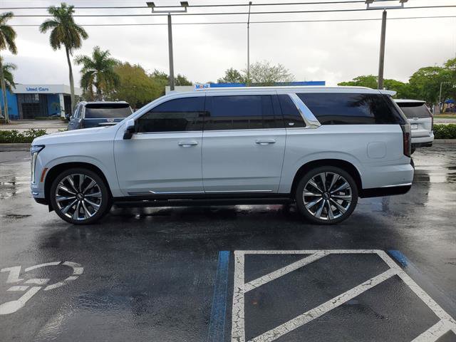 Certified 2026 Cadillac Escalade ESV Platinum Luxury image 20