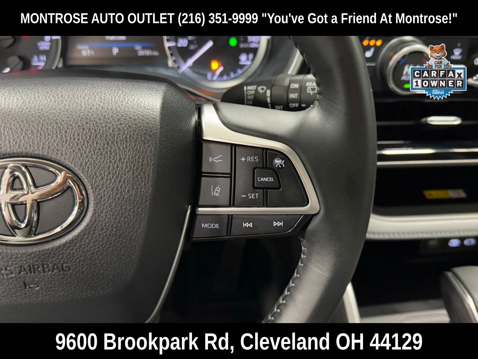 Used 2023 Toyota Highlander XLE image 19