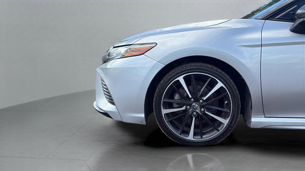 Used 2018 Toyota Camry XSE w/ Four Season Floor Mat Package FWD image 28