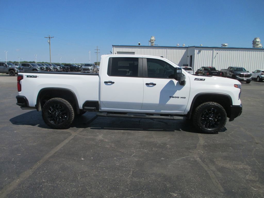 Used 2026 Chevrolet Silverado 2500 LT w/ Trail Boss Package AWD/4WD image 4