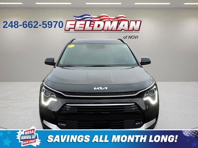 Used 2024 Kia Niro EX Touring FWD image 9
