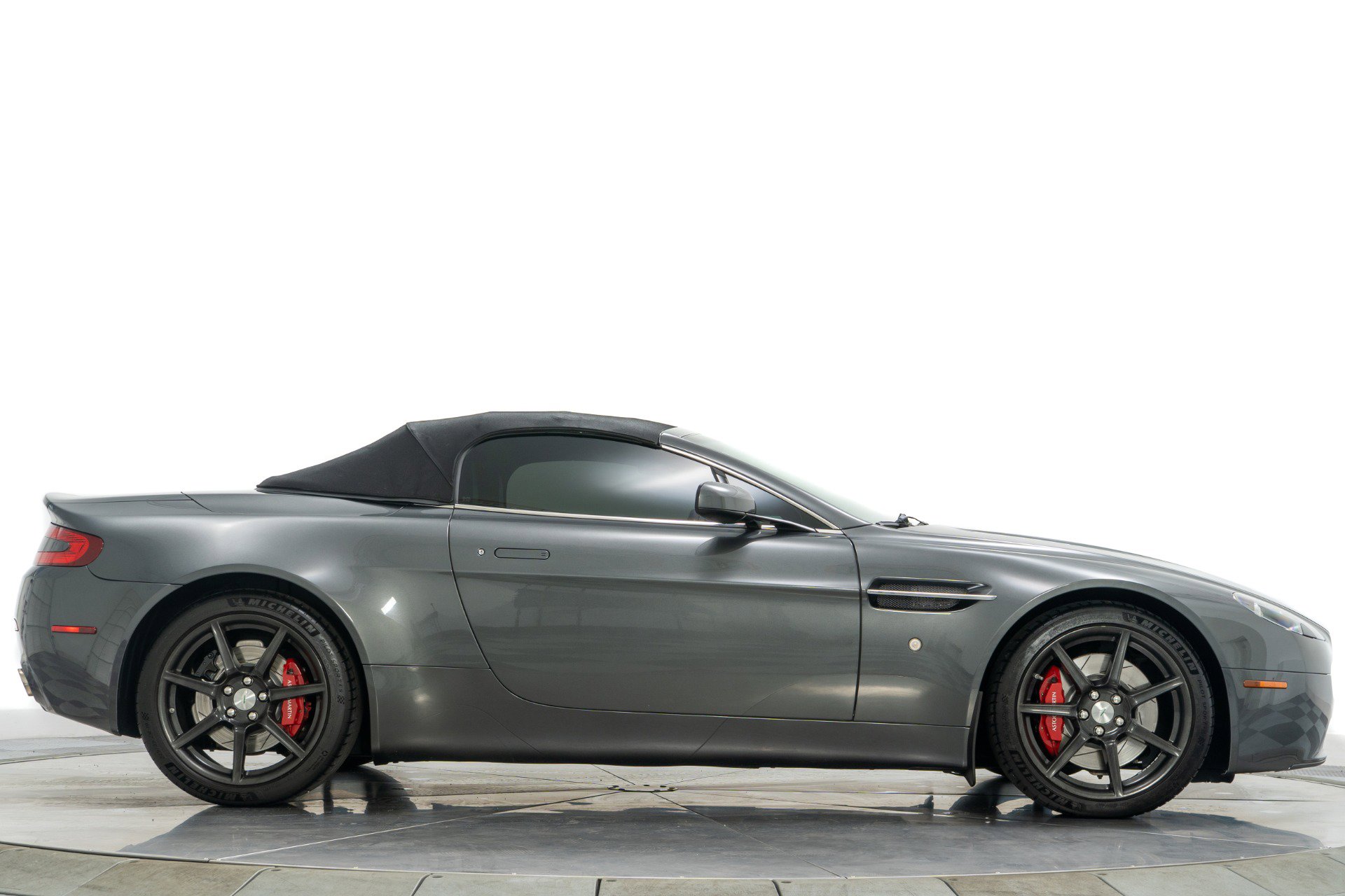 Used 2008 Aston Martin V8 Vantage Roadster image 17
