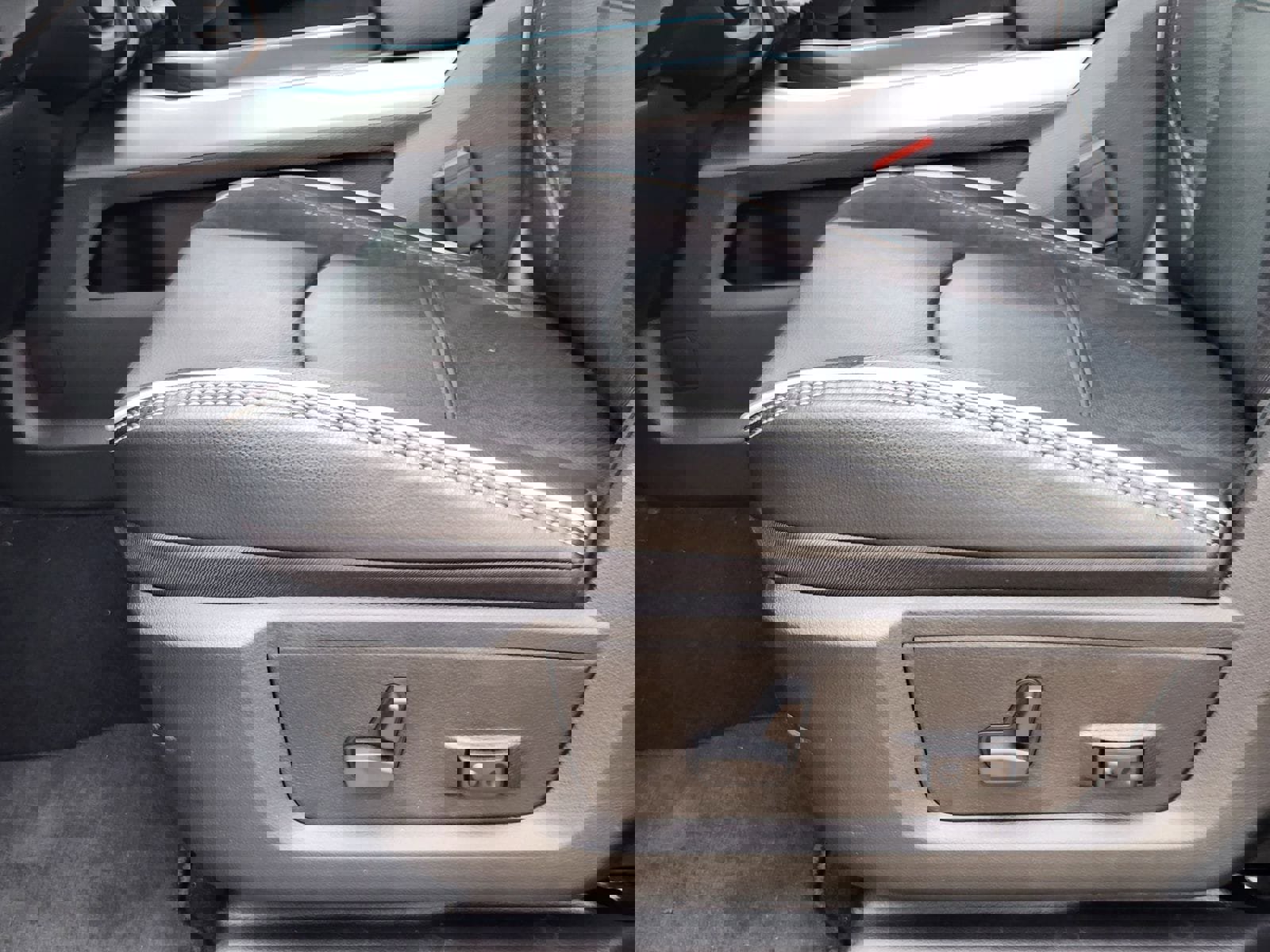 New 2026 RAM 2500 Laramie w/ Night Edition image 34