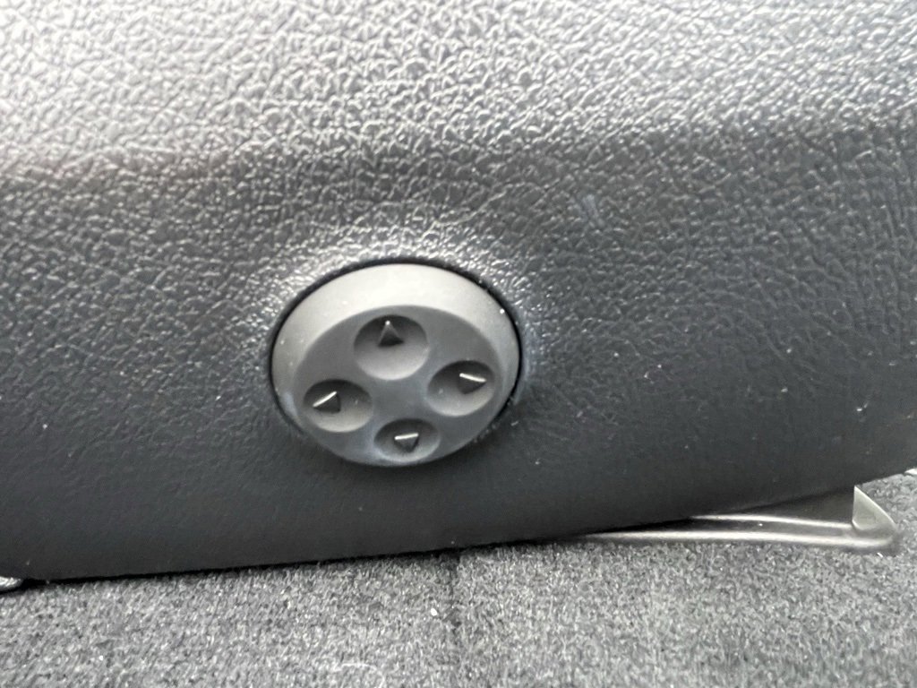 Used 2024 Mercedes-Benz C 300 4MATIC Sedan image 13