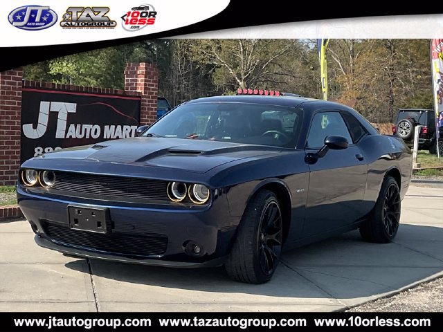 Used 2016 Dodge Challenger R/T Plus RWD image 3