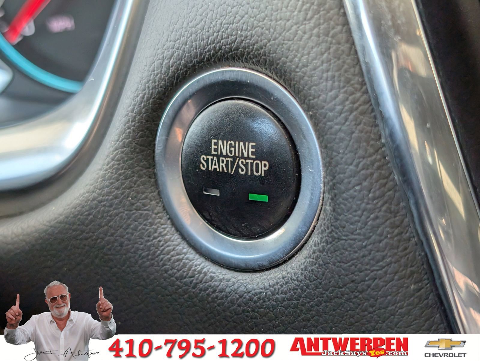 Used 2020 Chevrolet Traverse LT w/ LT Premium Package image 27