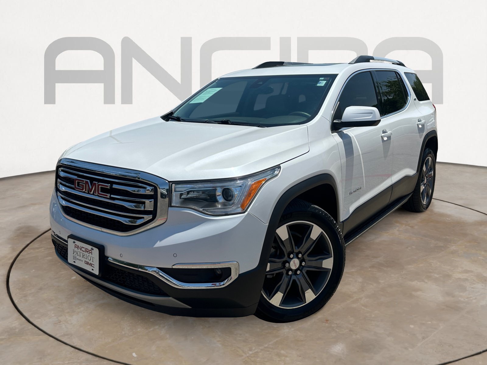 Used 2017 GMC Acadia SLT FWD image 4