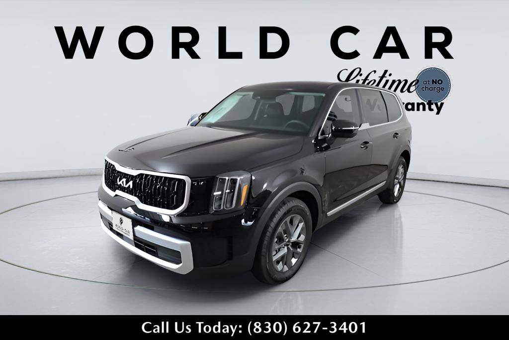 Used 2024 Kia Telluride LX AWD/4WD image 3