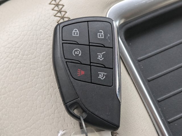Used 2021 GMC Yukon Denali w/ Denali Premium Package AWD/4WD image 24