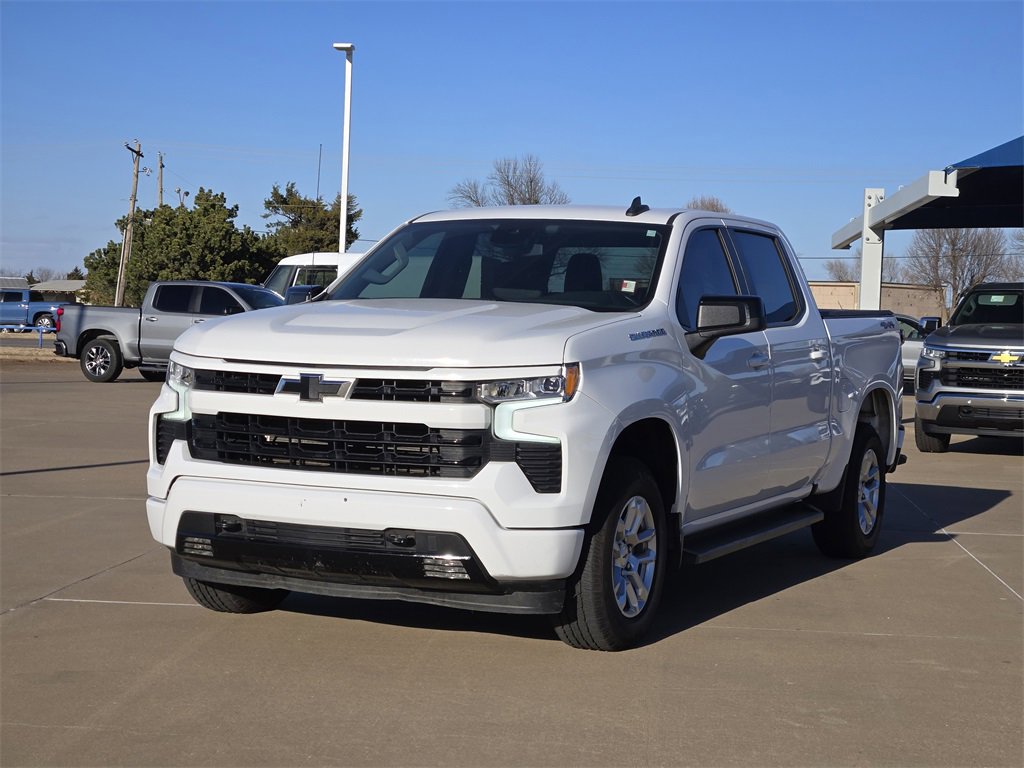 Used 2022 Chevrolet Silverado 1500 RST image 3