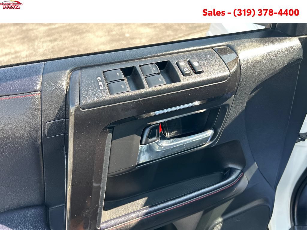 Certified 2023 Toyota 4Runner TRD Off-Road Premium w/ Moonroof Package AWD/4WD image 13