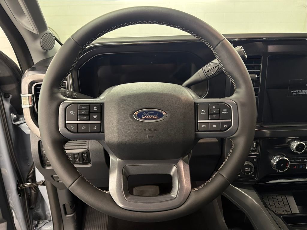 New 2026 Ford F250 Lariat w/ Lariat Premium Package image 17