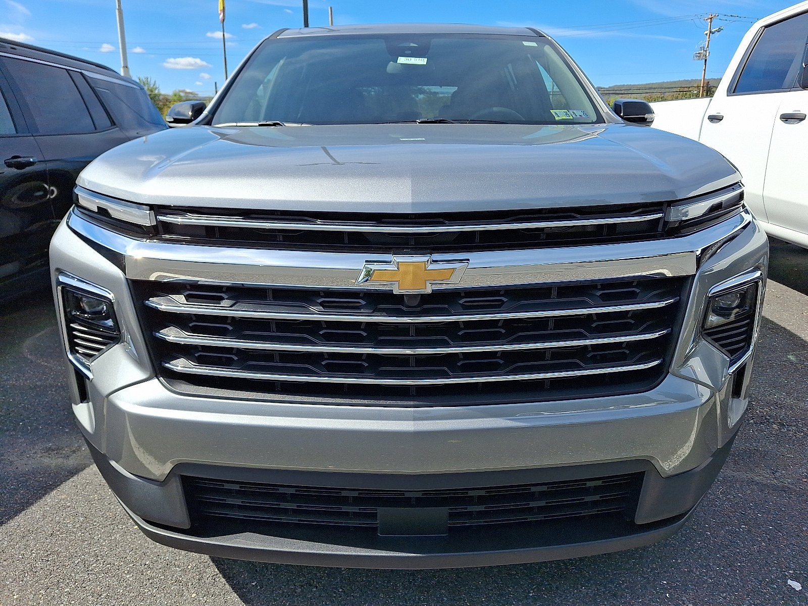 New 2026 Chevrolet Traverse LT w/ Sun and Wheel Package image 2