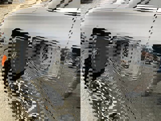 New 2026 Chevrolet Equinox EV LT image 27