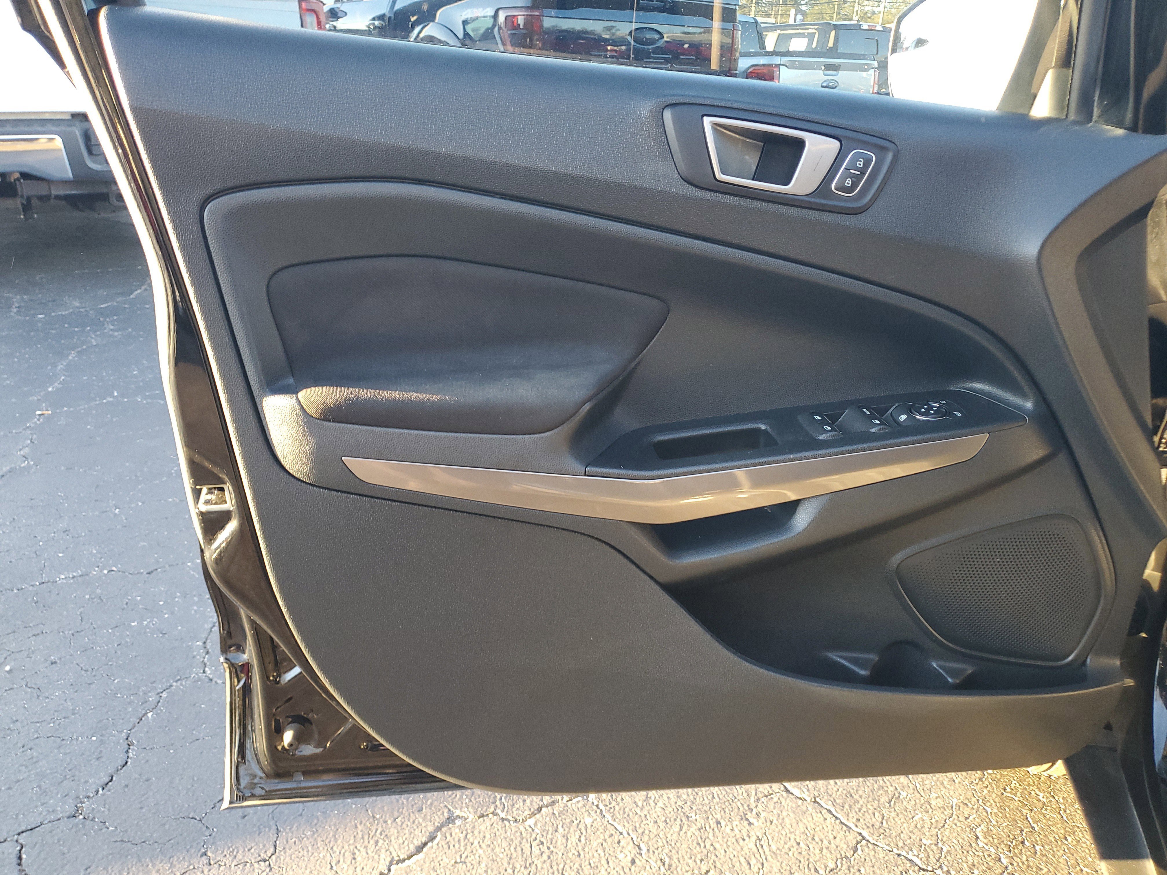 Used 2022 Ford EcoSport SE image 17