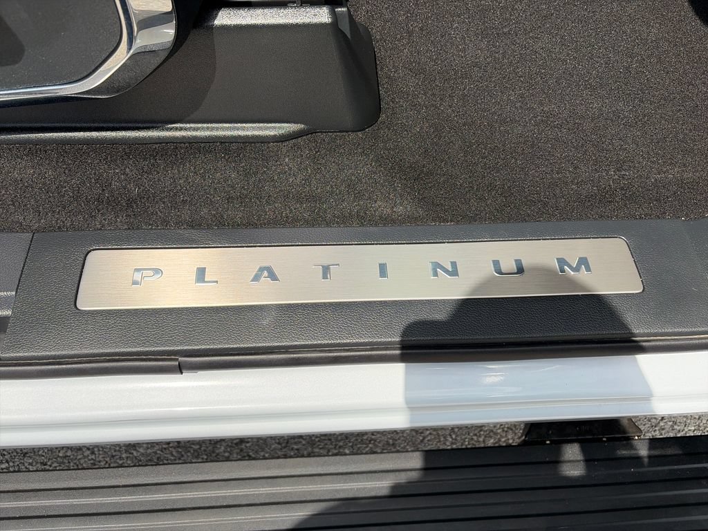 Used 2025 Ford F150 Platinum AWD/4WD image 15