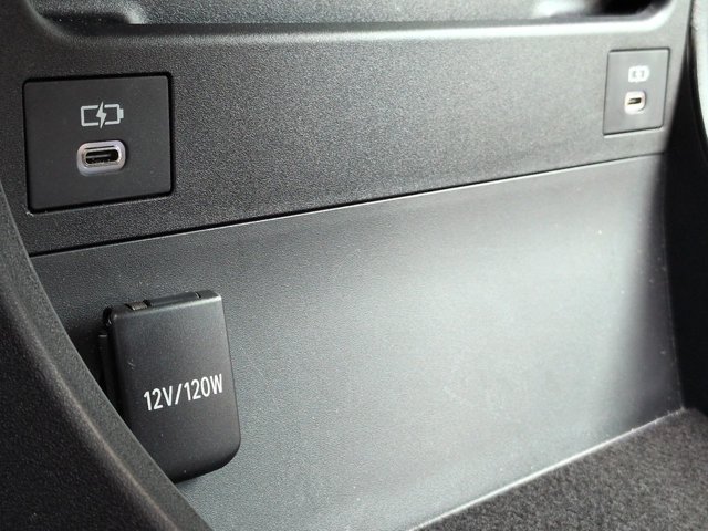 Used 2024 Toyota bZ4X FWD image 23