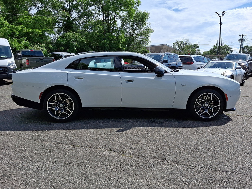 New 2026 Dodge Charger R/T AWD/4WD image 4