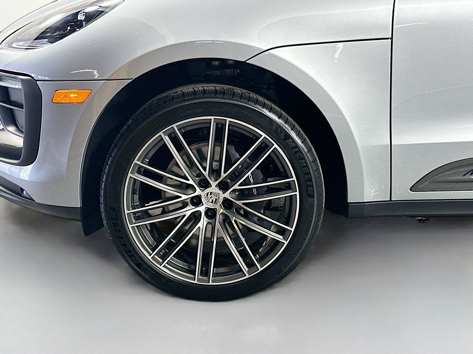 Used 2026 Porsche Macan Turbo AWD/4WD image 11