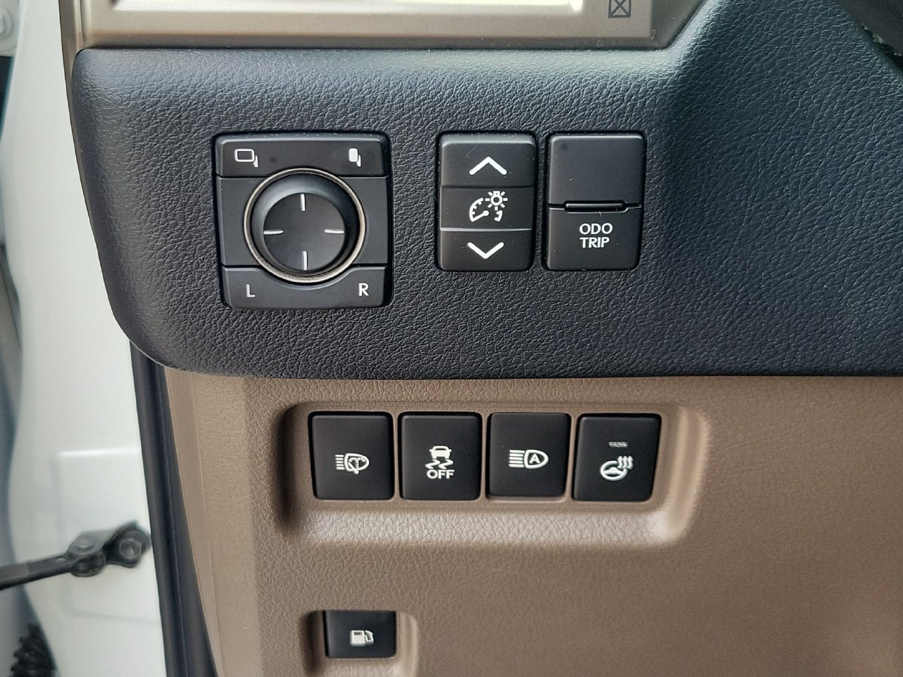 Used 2021 Lexus GX 460 Premium w/ Premium Package AWD/4WD image 29