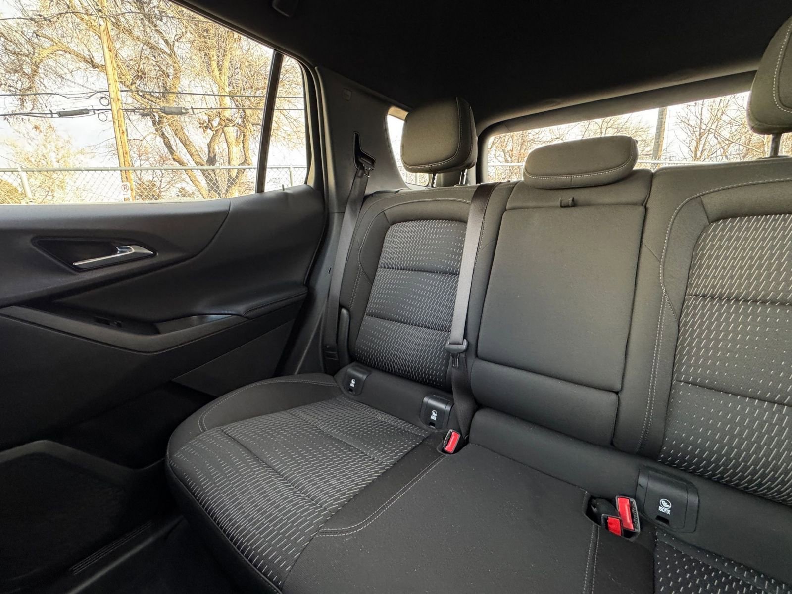 Used 2025 Chevrolet Equinox LT image 38