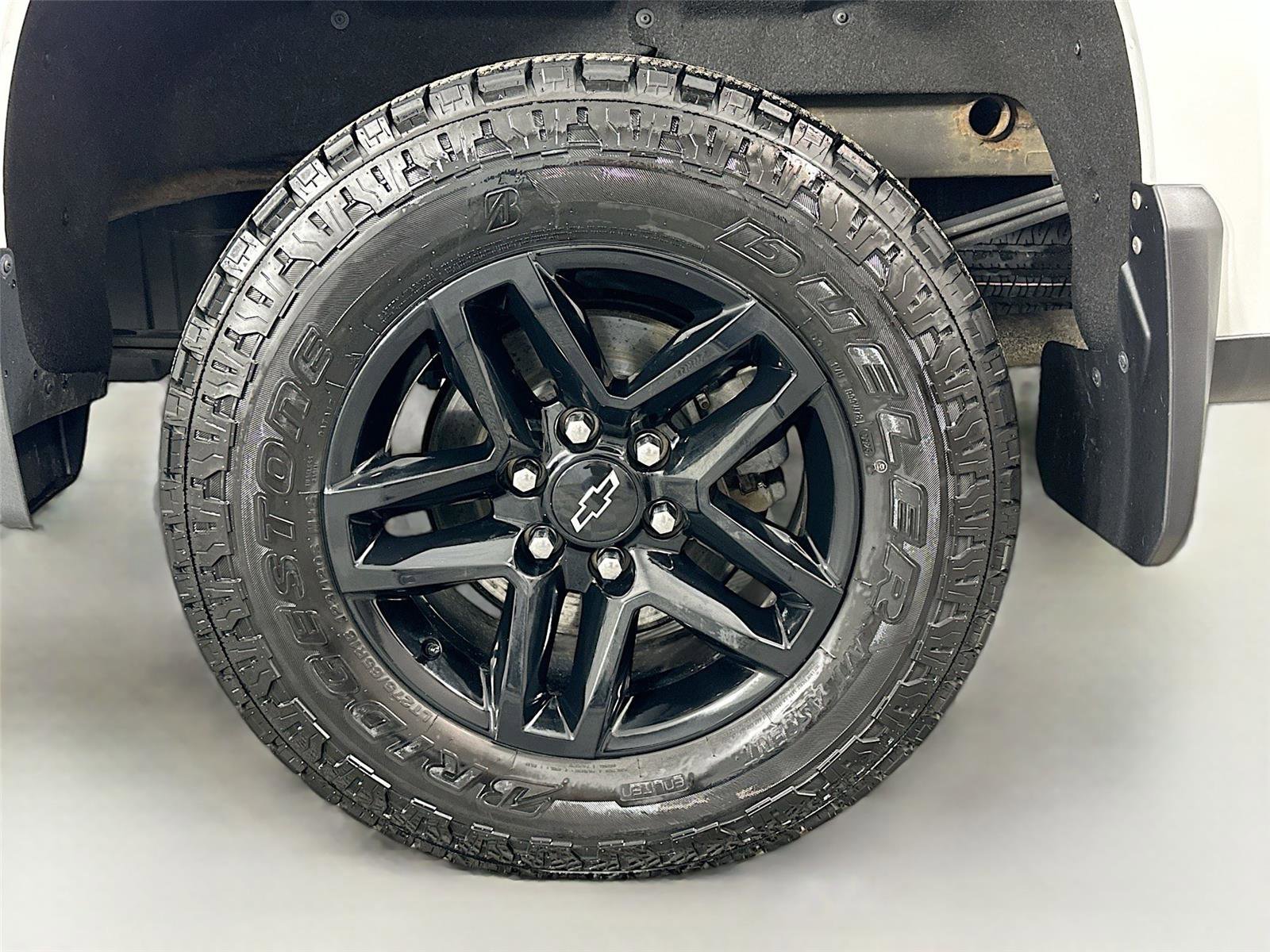 Used 2020 Chevrolet Silverado 1500 LT Trail Boss image 28