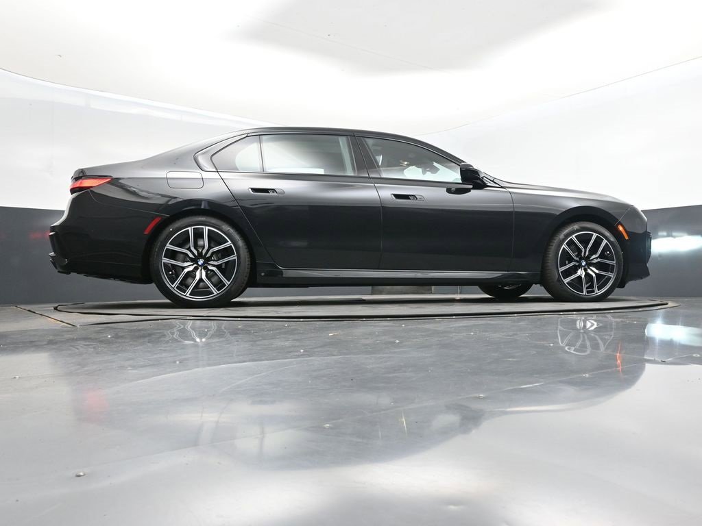 New 2026 BMW 760i xDrive w/ Executive Package image 20