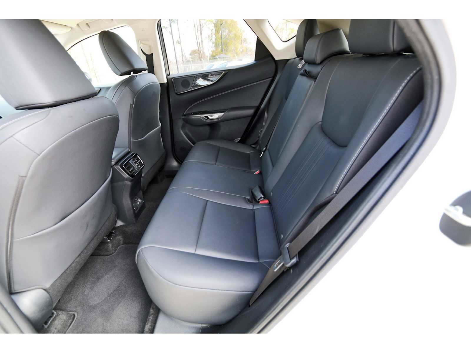 Used 2025 Lexus NX 250 Premium w/ Towing Package (2000 Lbs) image 12