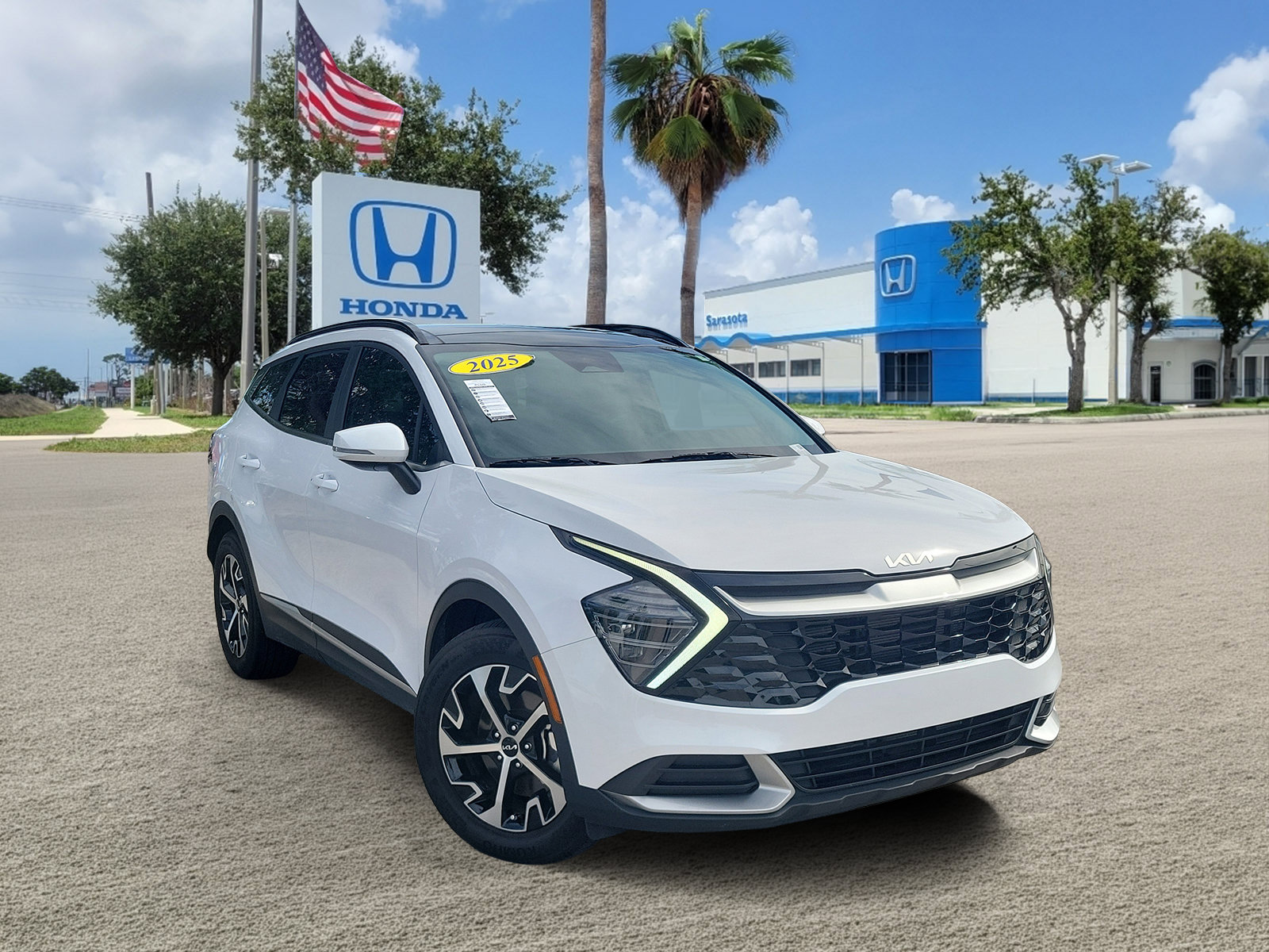 Used 2025 Kia Sportage EX w/ Premium Package FWD image 1