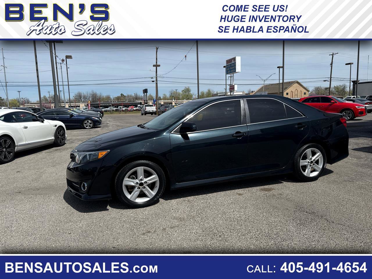 Used 2014 Toyota Camry SE image 1