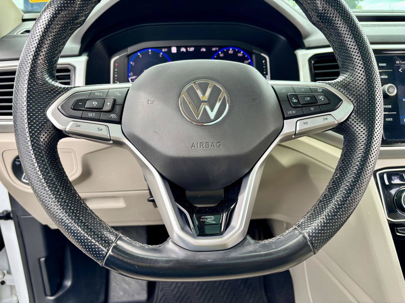 Used 2021 Volkswagen Atlas SEL Premium AWD/4WD image 42