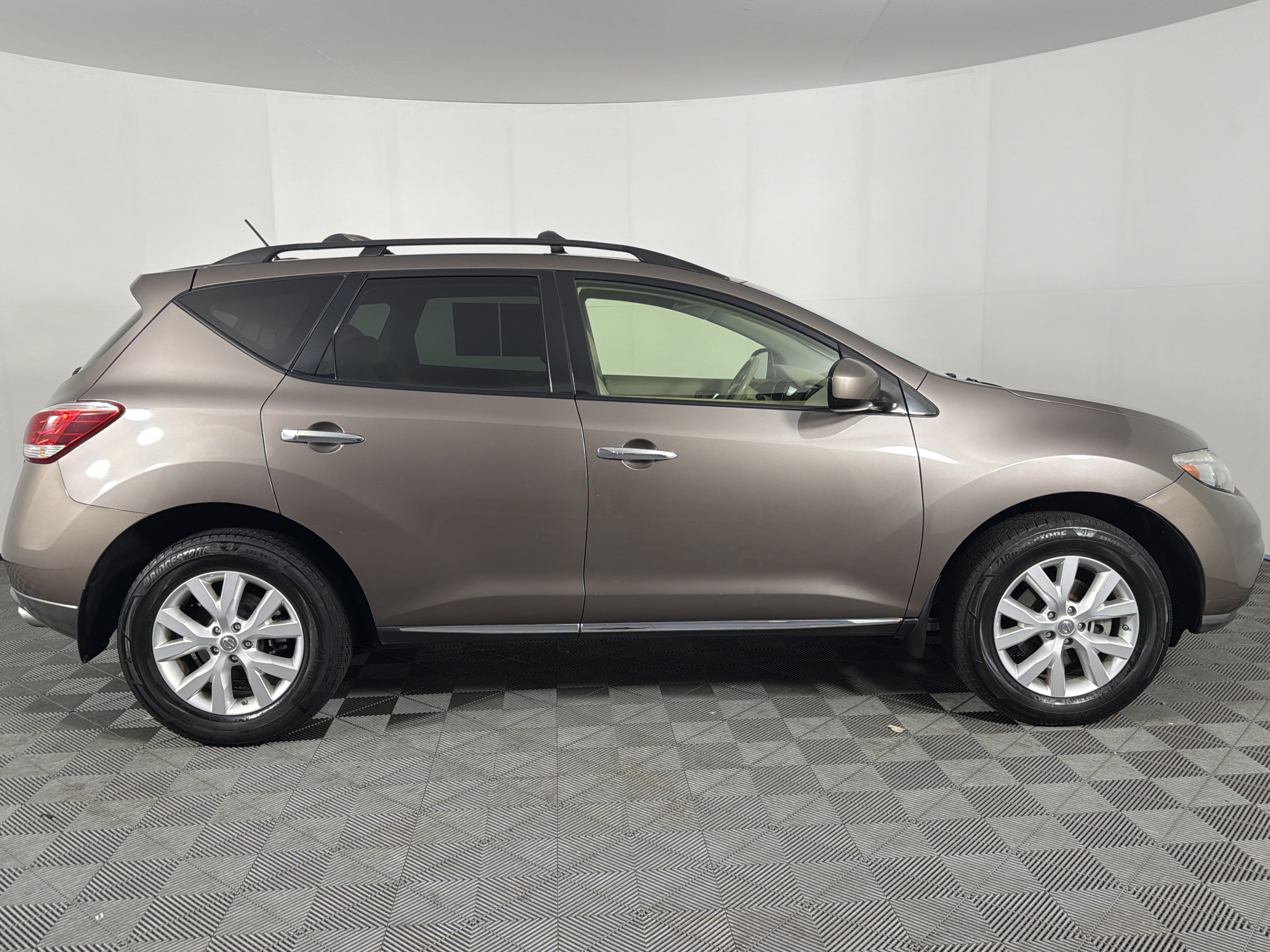 Used 2014 Nissan Murano SL w/ Navigation Package AWD/4WD image 33