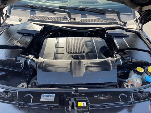 Used 2013 Land Rover LR4 HSE AWD/4WD image 34