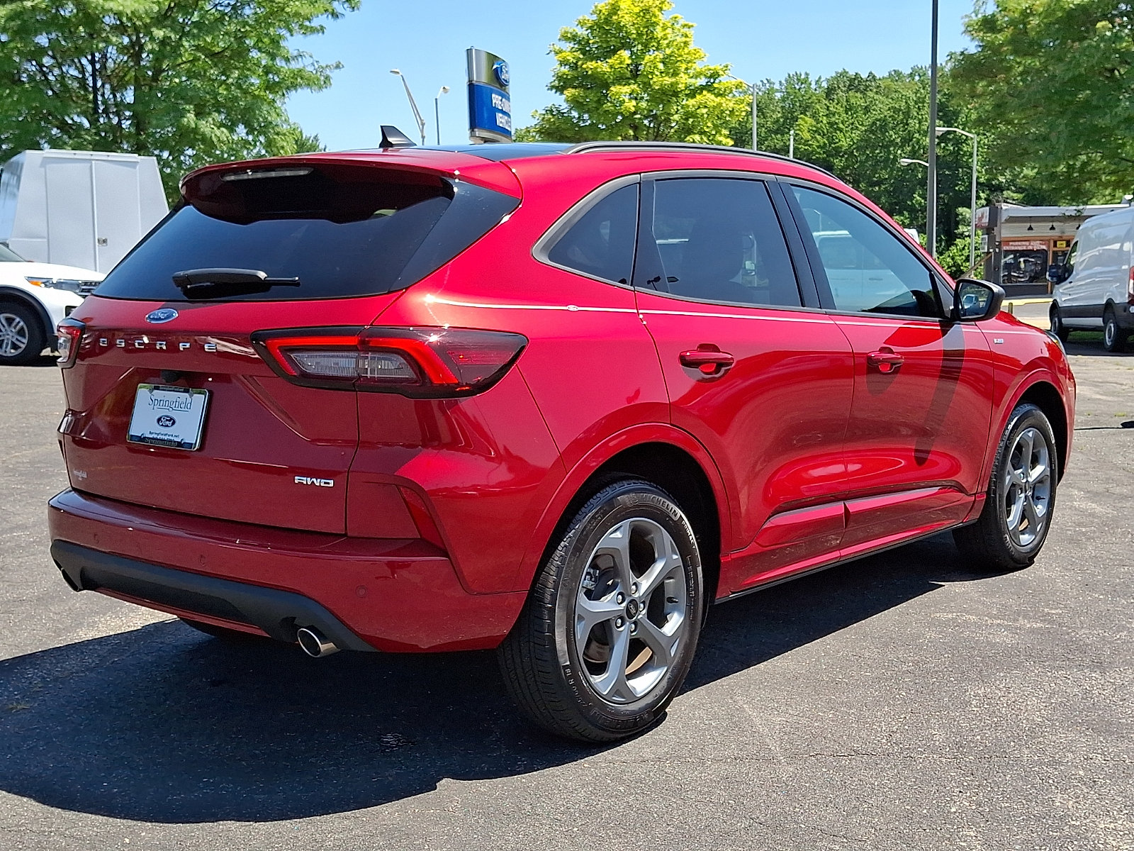 Certified 2024 Ford Escape ST-Line w/ Tech Pack #1 AWD/4WD image 6