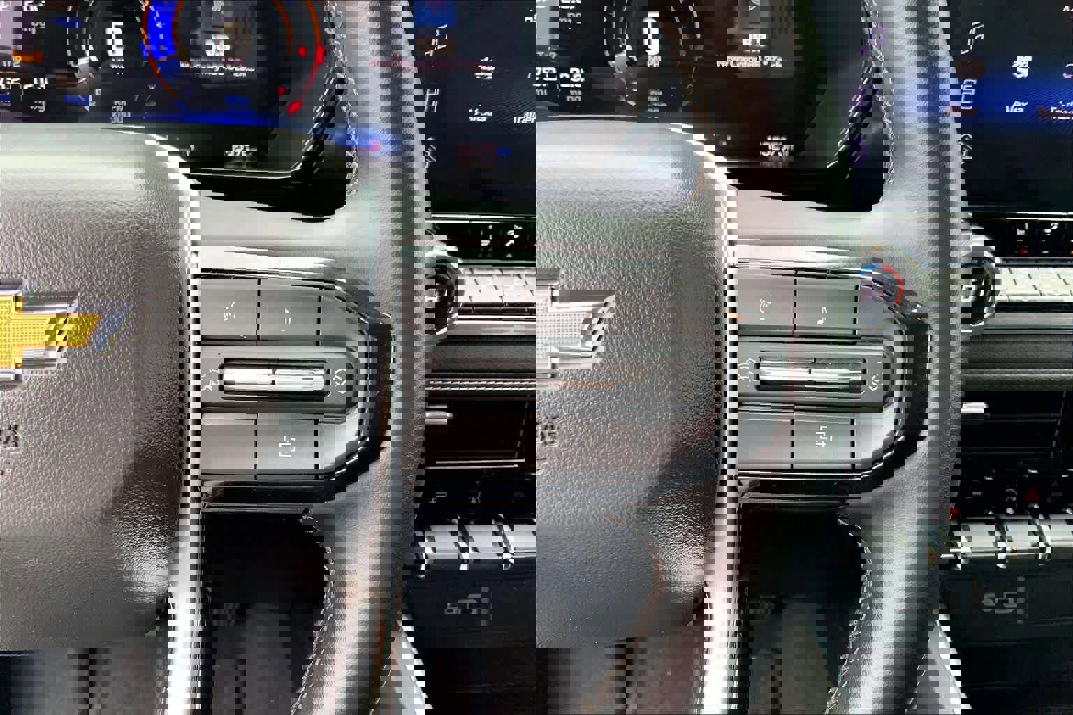 Used 2024 Chevrolet Colorado LT w/ LT Convenience Package II RWD image 21