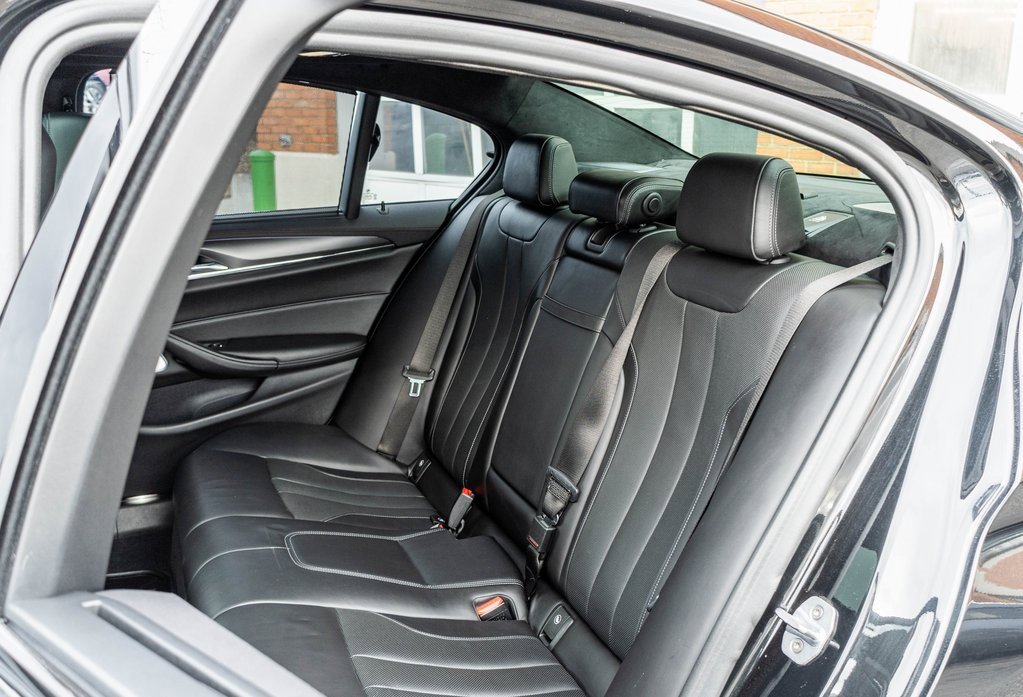 Used 2018 BMW M5 w/ Executive Package image 37