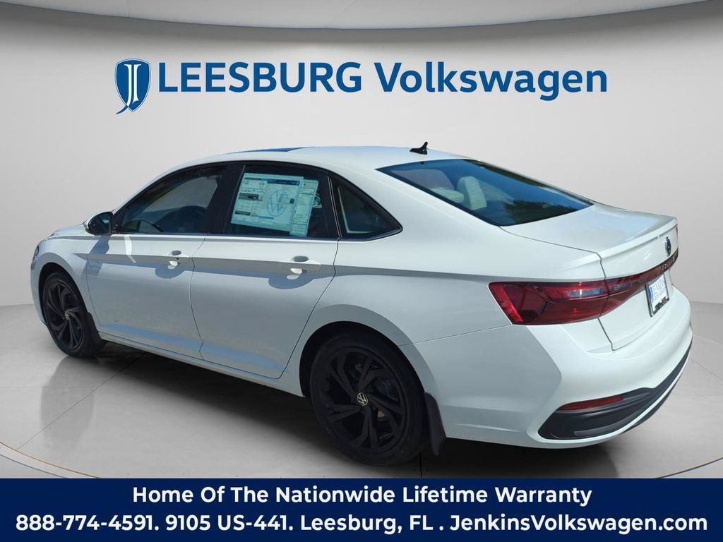New 2026 Volkswagen Jetta SE FWD image 9