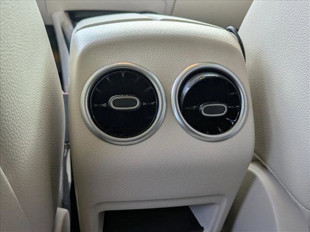 Used 2022 Mercedes-Benz GLA 250 image 16