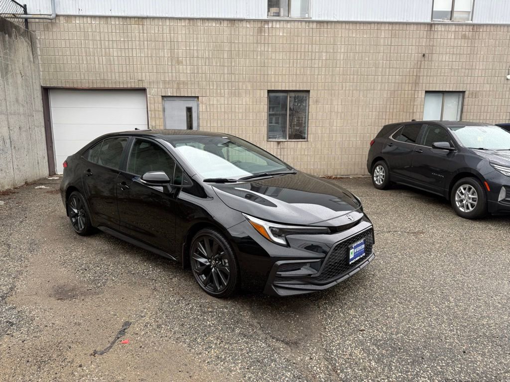 Used 2024 Toyota Corolla SE image 8