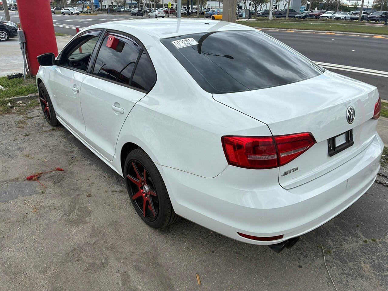 Used 2015 Volkswagen Jetta S image 12