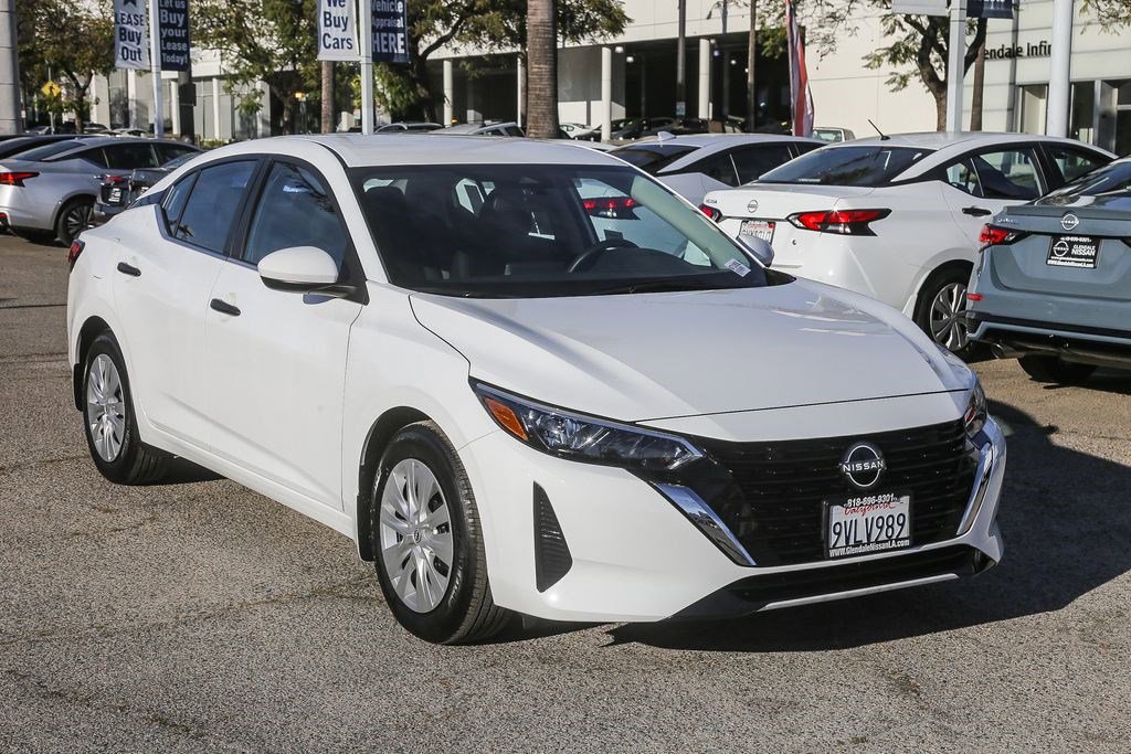 Certified 2025 Nissan Sentra S image 3