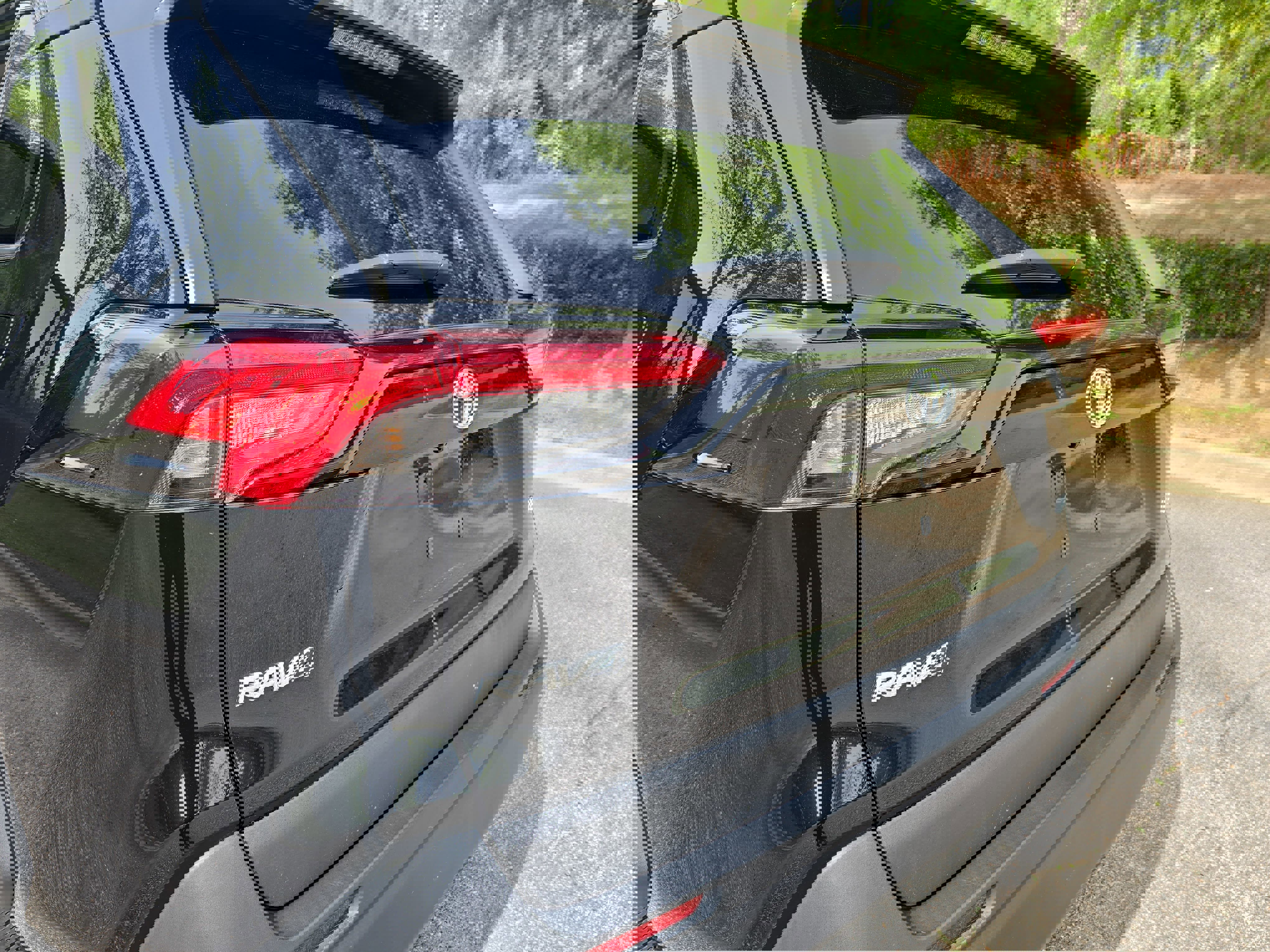 Used 2023 Toyota RAV4 LE image 32