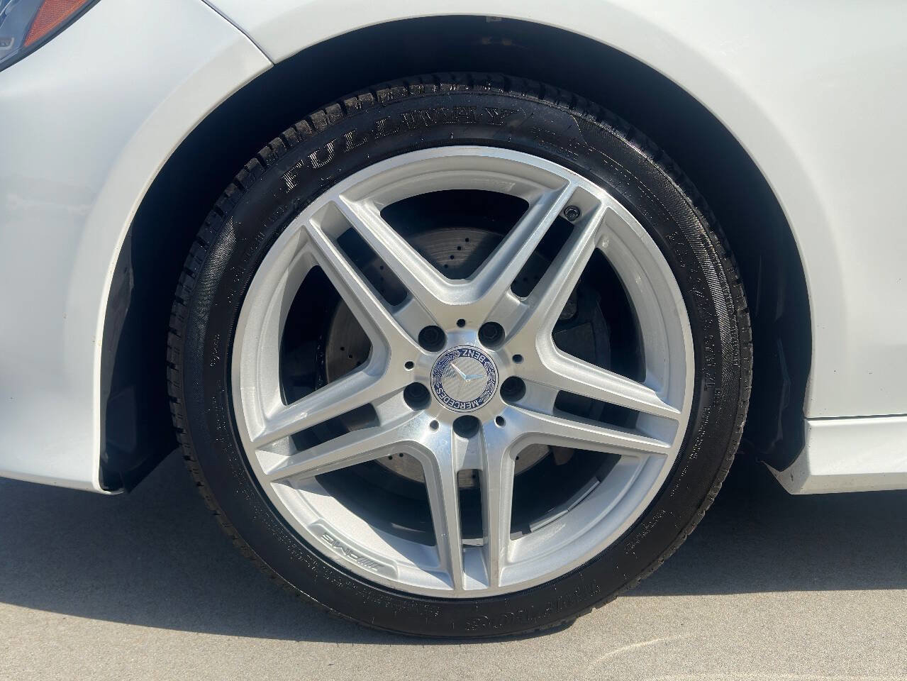 Used 2014 Mercedes-Benz E 350 4MATIC Sedan image 19