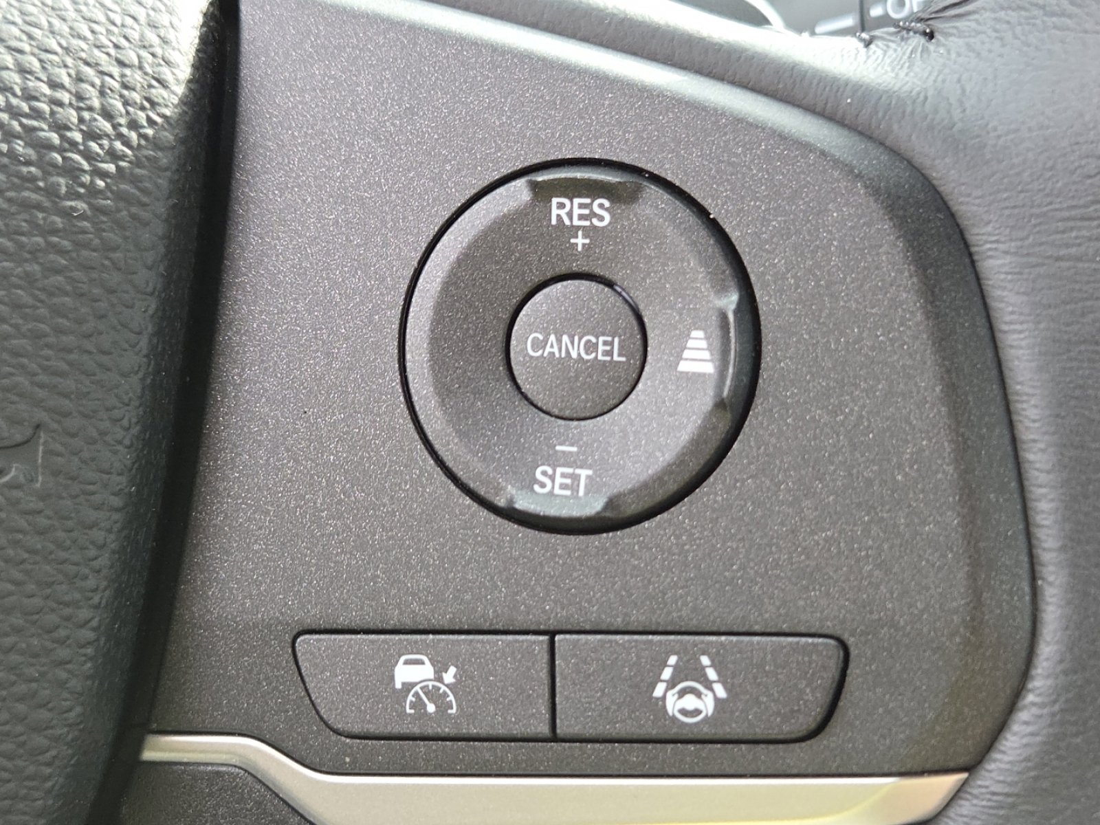 Certified 2024 Honda Odyssey EX-L image 9