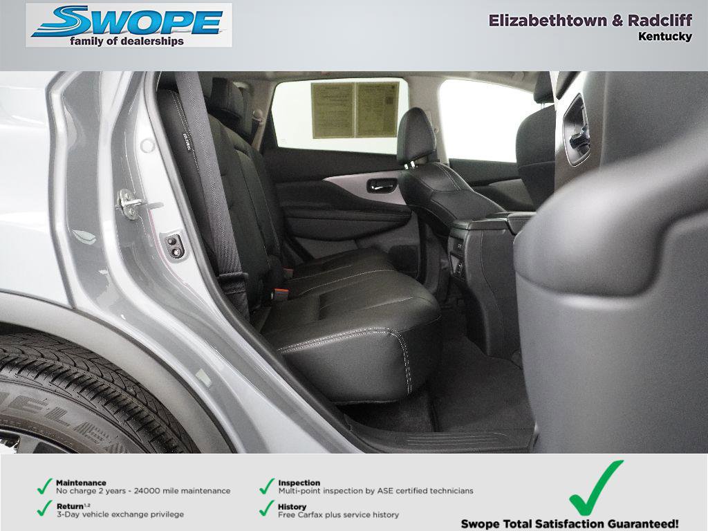 Used 2024 Nissan Murano SV w/ SV Midnight Edition Package FWD image 10